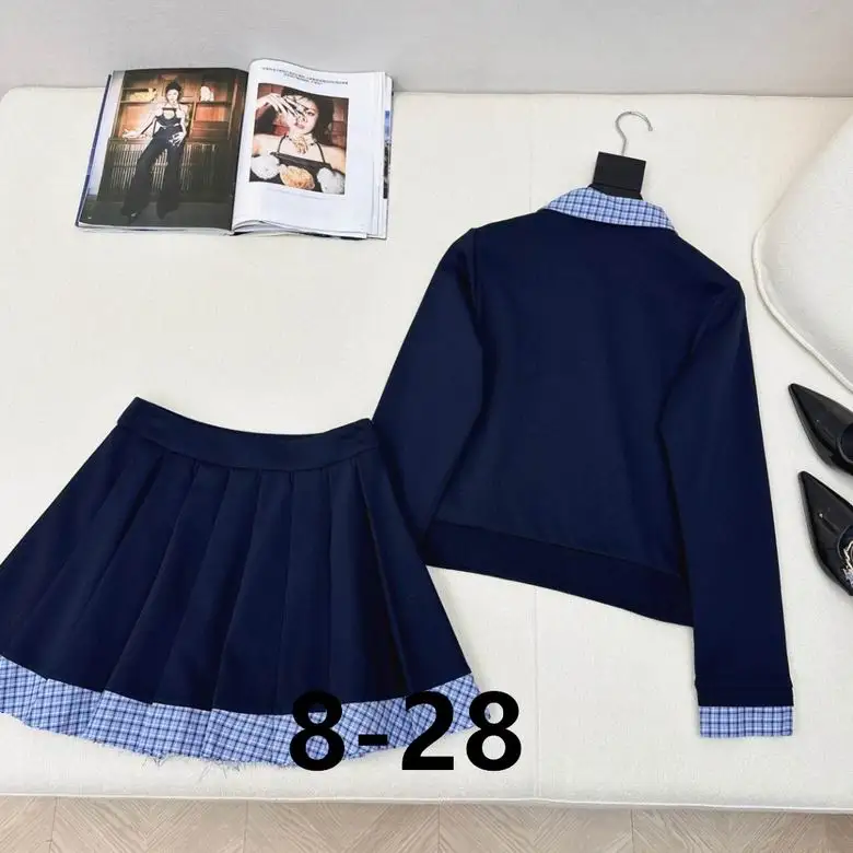 MiuMiu S-XL  (290)